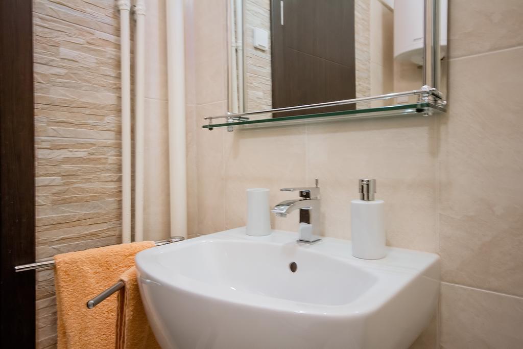 Apartments King Milan, City Center Belgrad Oda fotoğraf