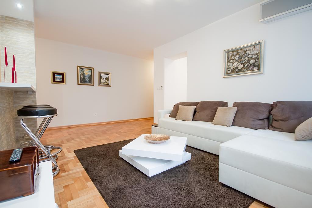 Apartments King Milan, City Center Belgrad Dış mekan fotoğraf